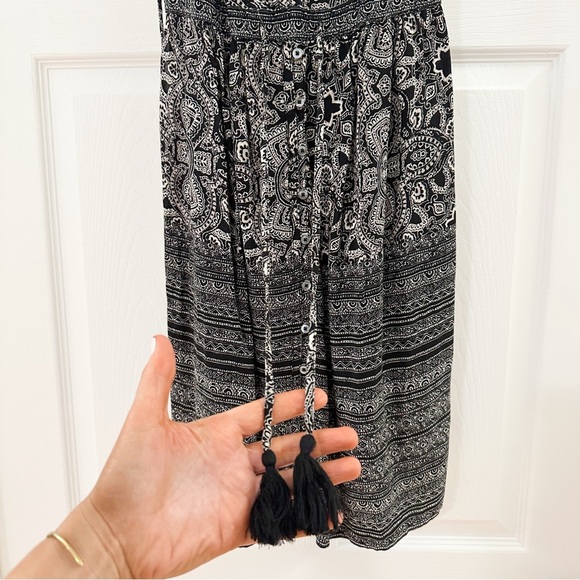 Hollister Paisley Flutter Strap Button Front boho dress Tassels black sz XS - Picture 5 of 9